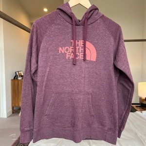 North Face women’s burgundy hoody size M